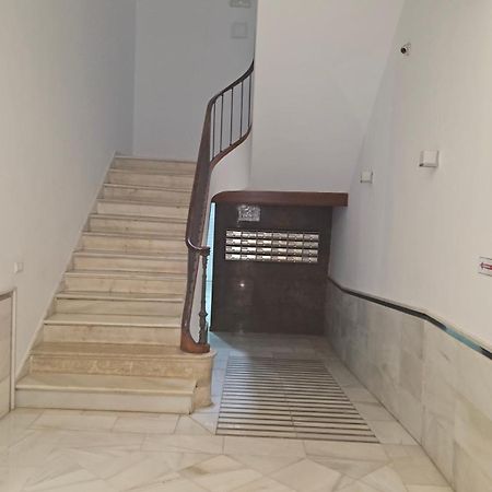 Chic Casa Cathedral At Calle Fresca 2-Bedroom Apartment In Malaga City Center المظهر الخارجي الصورة