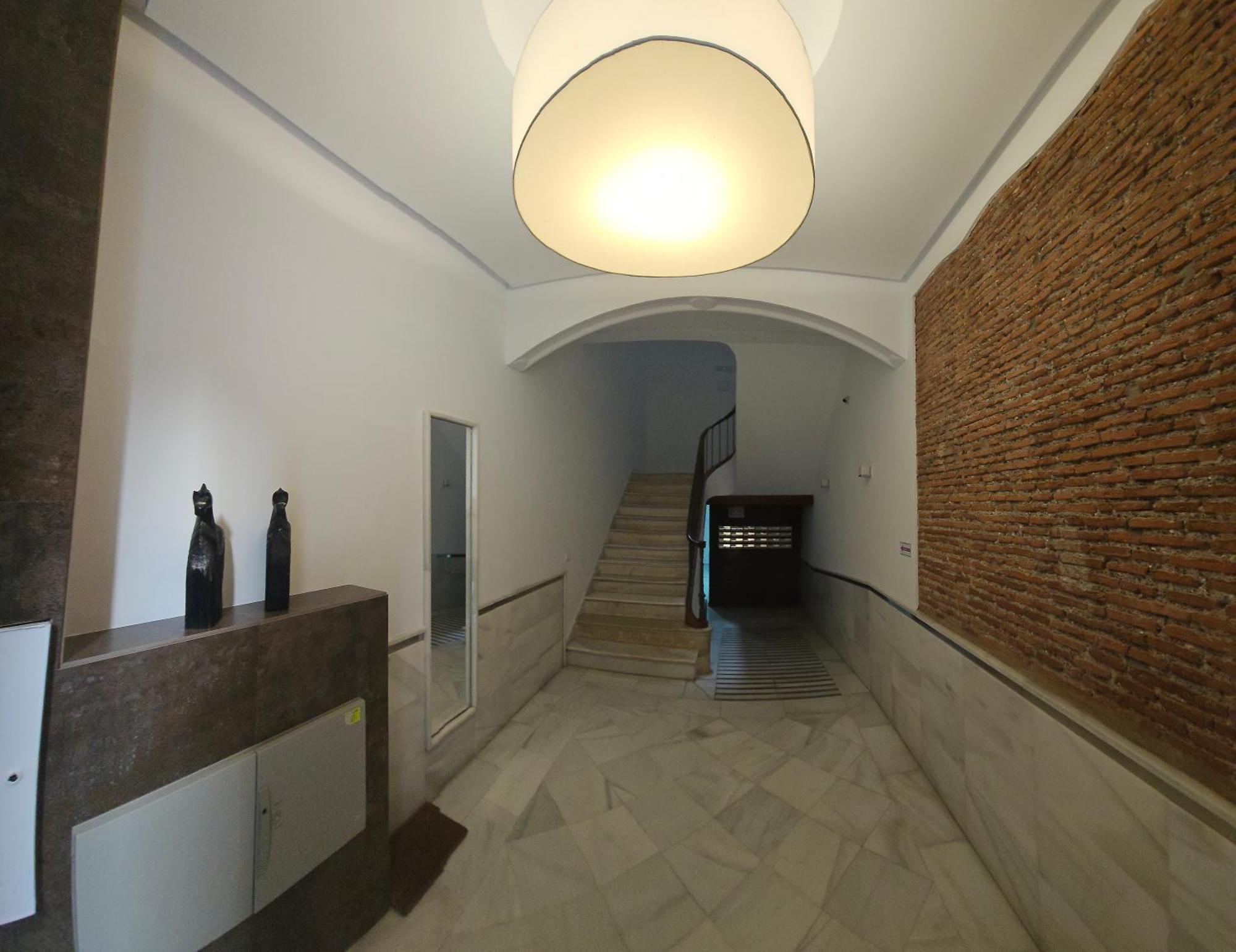 Chic Casa Cathedral At Calle Fresca 2-Bedroom Apartment In Malaga City Center المظهر الخارجي الصورة